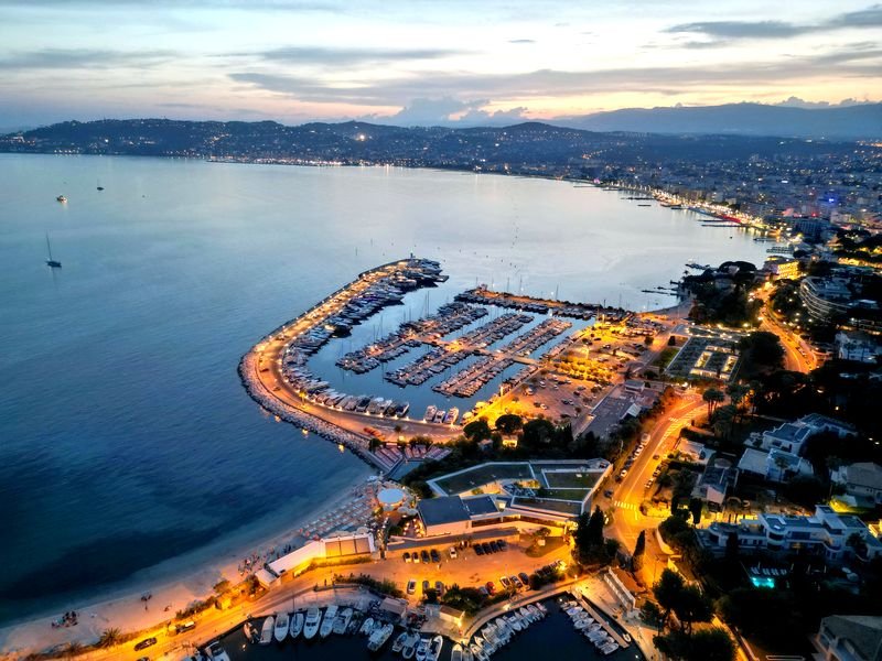 Cannes méditerranée